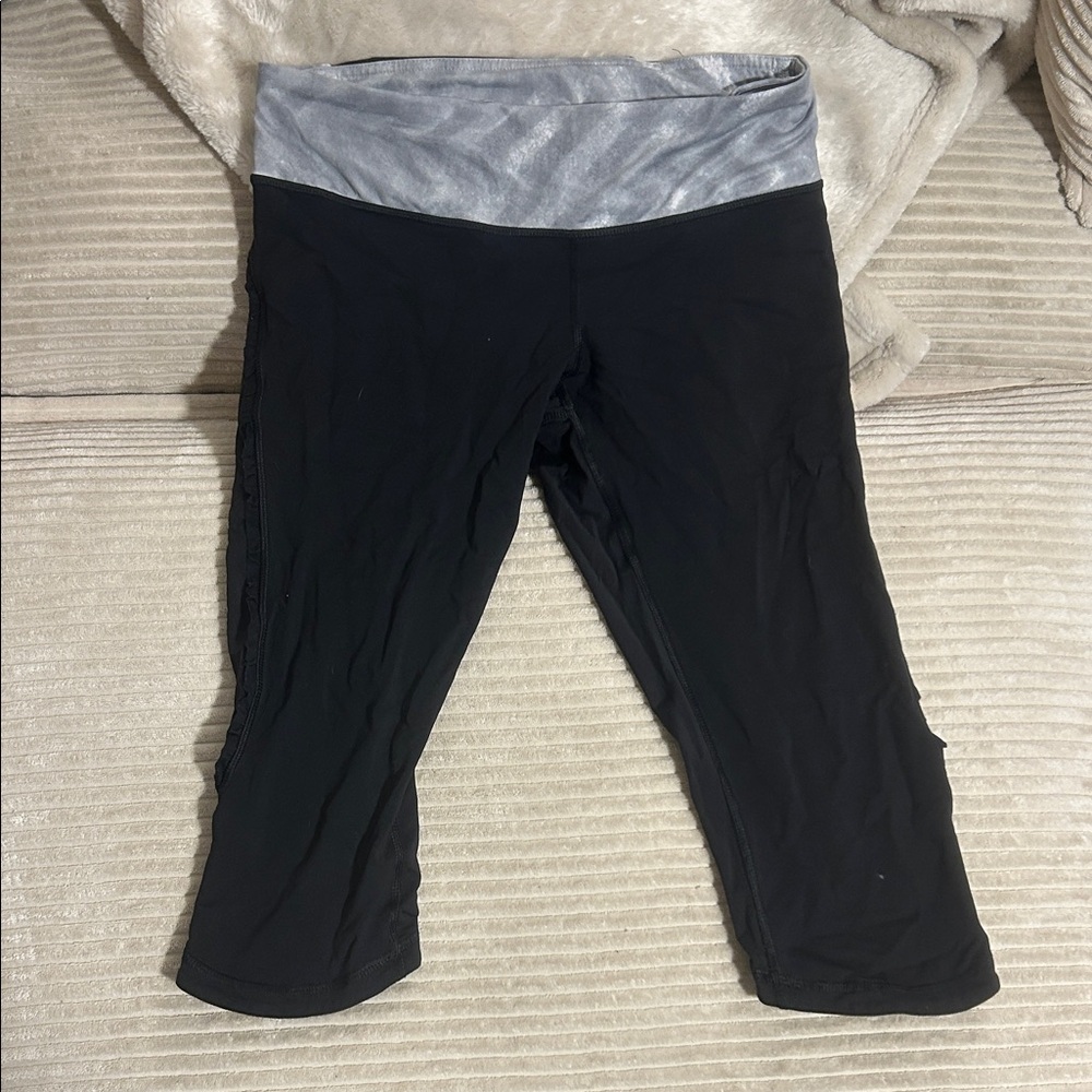 Lululemon Athletica Black Leggings with Gray Waistband